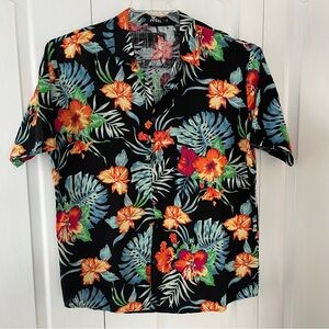 JOGAL Shirt Men XL Multicolor Floral Hawaiian Button Up Tropical Vacation Casual